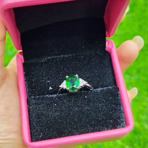 emerald shine classic ring