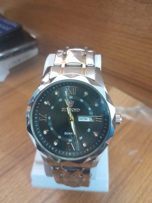 binbond 2521 luxury brand luminous quartz watch for men (black dial)
