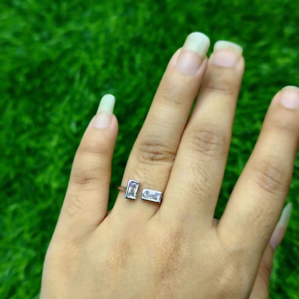 twin spark open ring