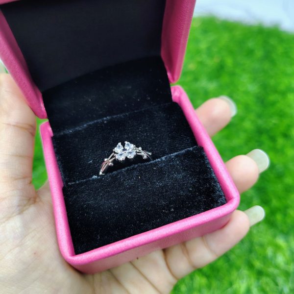 silver bloom leaf ring