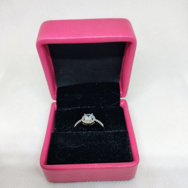 luminous embrace brilliant center stone with twisted band womens ring