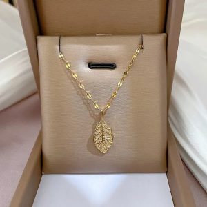 womens luxurious leaf titanium steel zircon necklace