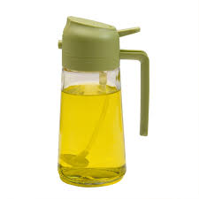 sprayable and pourabse oil bottle