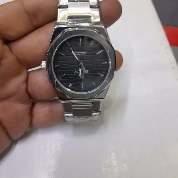binbond 818 stainless steel quartz fashionable premium watch