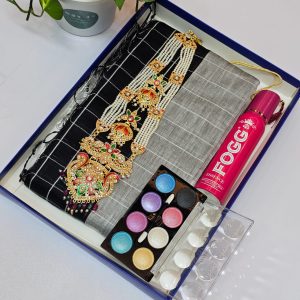 sharee + perfume + neckless set + make up box combo