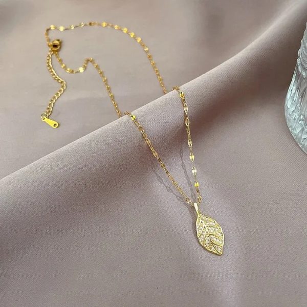 womens luxurious leaf titanium steel zircon necklace
