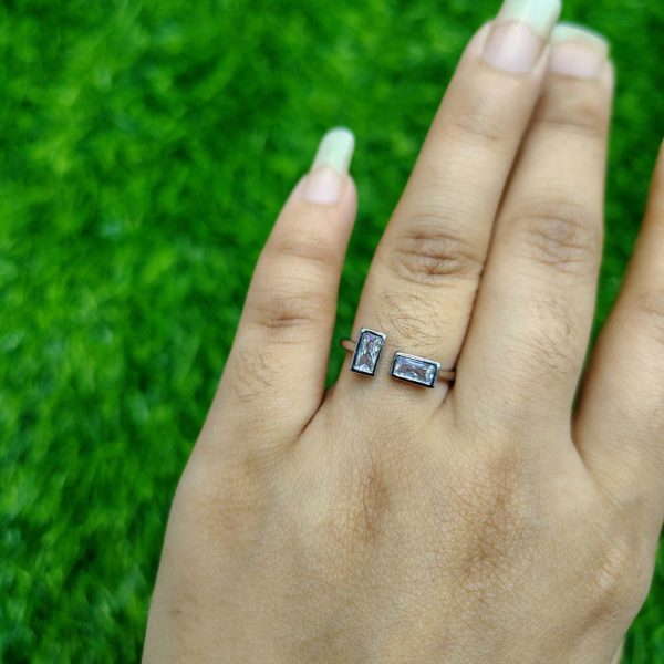 twin spark open ring