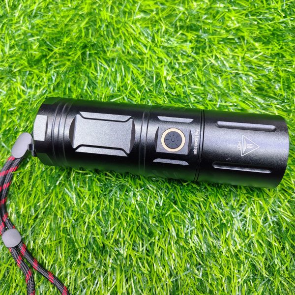 telescopic zoom led flashlight