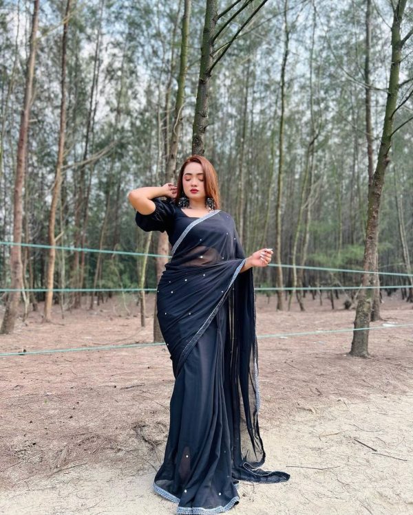 main materials georgate stone saree