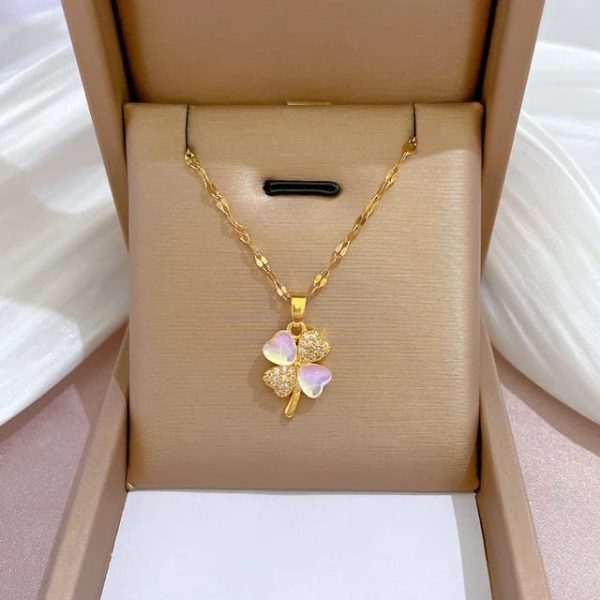 pink flower pendant