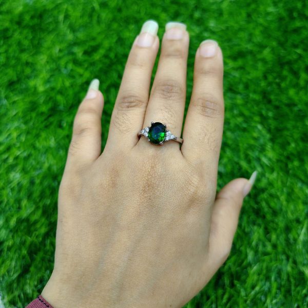 emerald shine classic ring