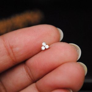 traditional gold three stone mossanite diamond cut nose pin 7 mm (with gift box)