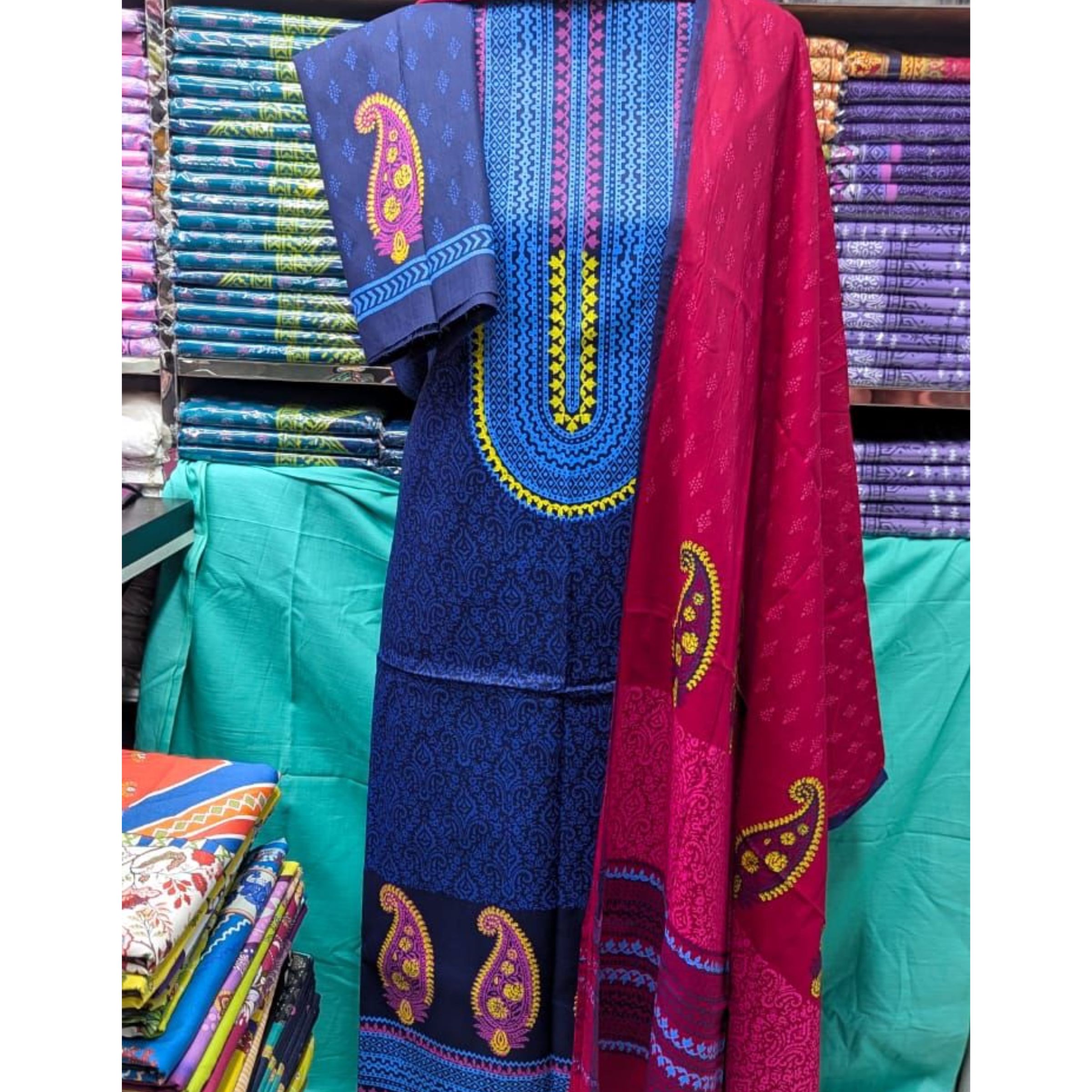 New Exclushive Collection High Qualitiey Cotton Printed Three Piece - Image 3