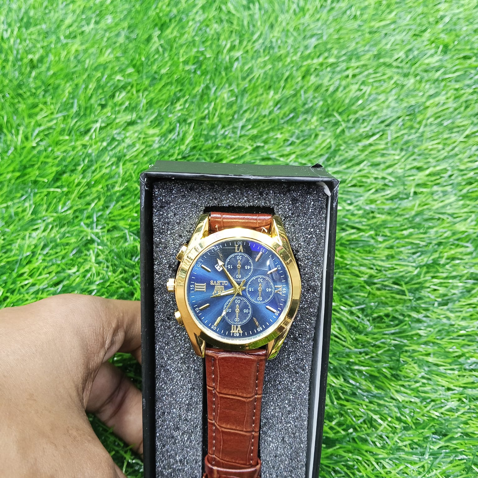 OLEVS 5610 New Luxury Fashion Glass Quartz Analog Men Watch-Water Resistant - Image 5