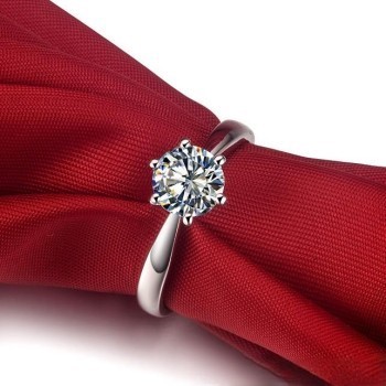 Diamond Cut Zirconia Superflow Ring (Adjustable)