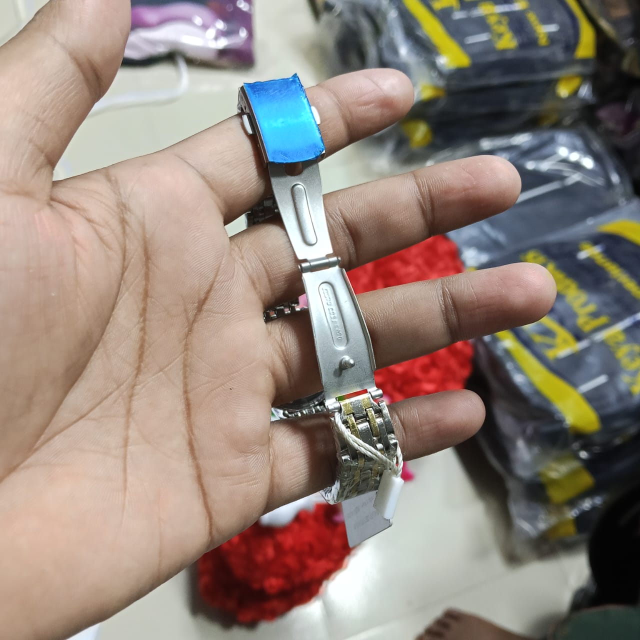 OLEVS 9931G New Exclusive Design Quartz Watch for Men ( White) - Image 7