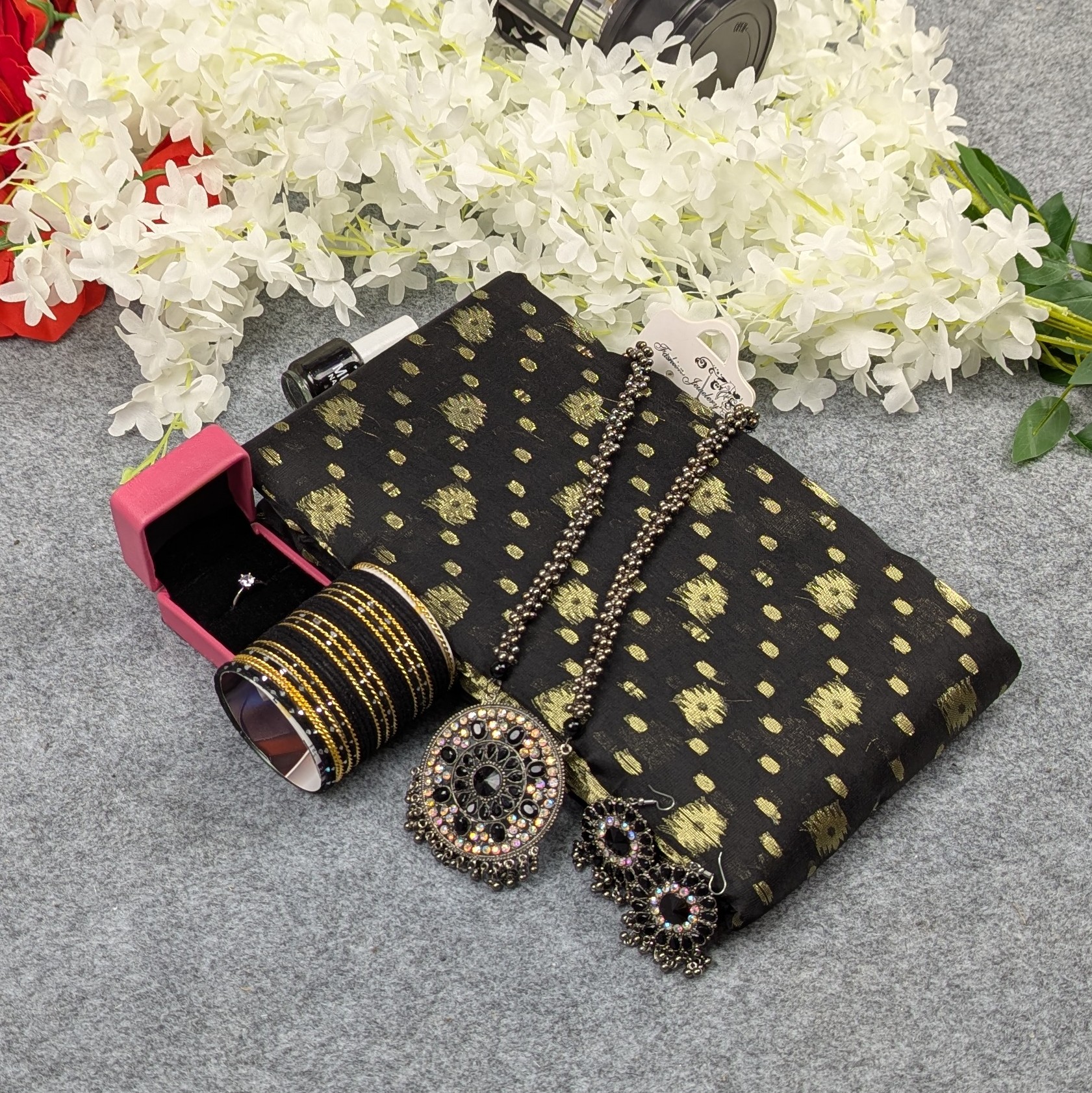 Premium Half Silk Jamdani Saree Combo Set - Black - Image 3