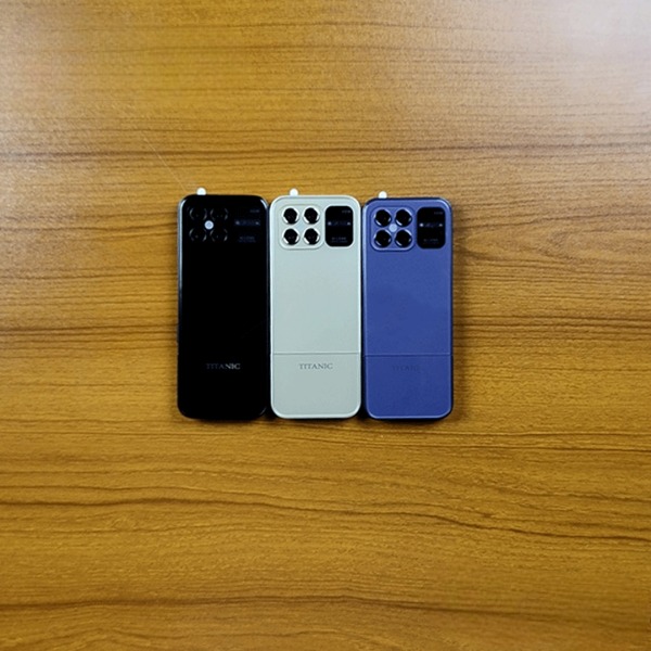 Titanic T70 4 sim supported Luxury Phone Gold - Image 3