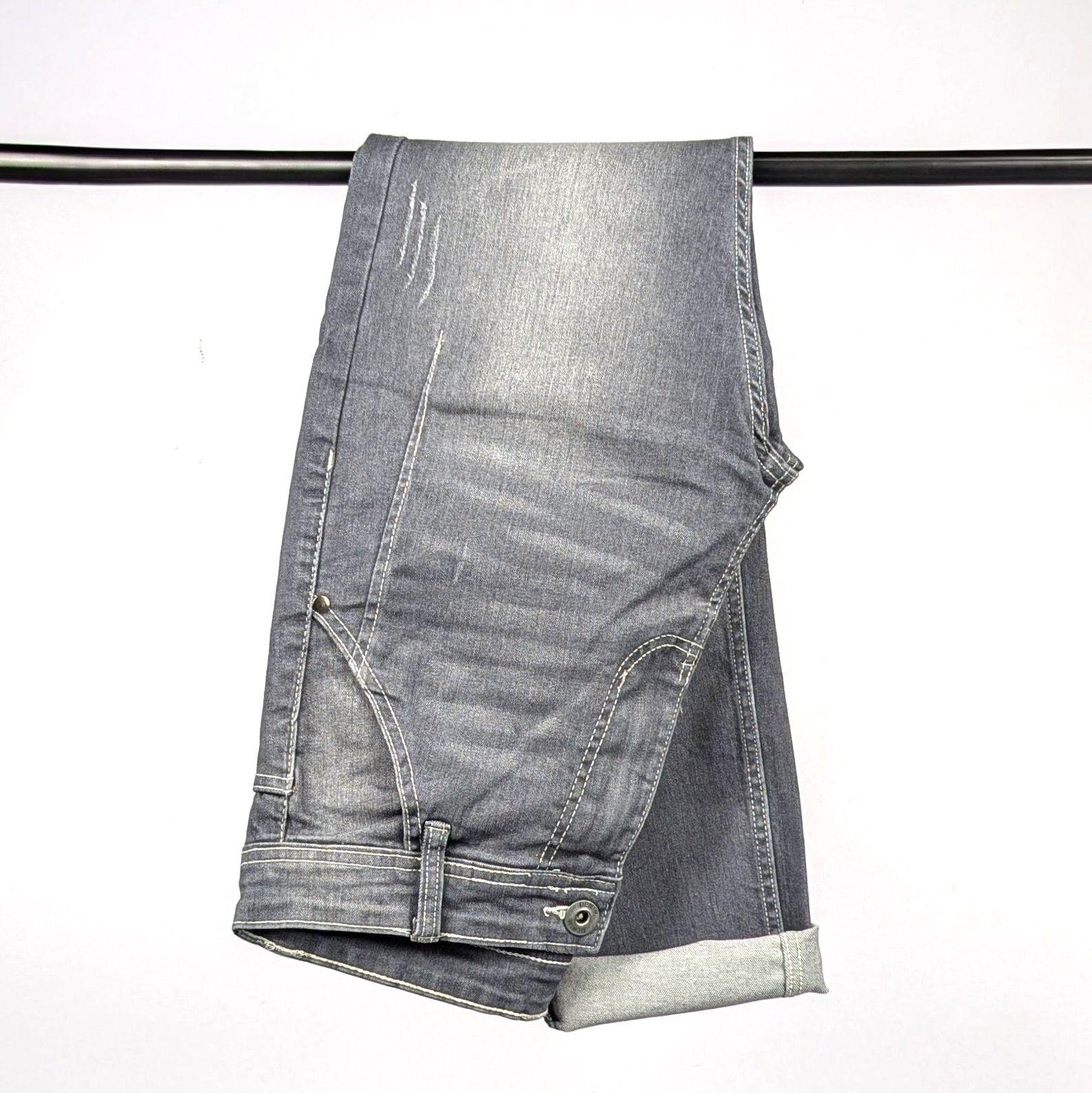 American Eagle ash-black wash Jeans For Man - Image 5