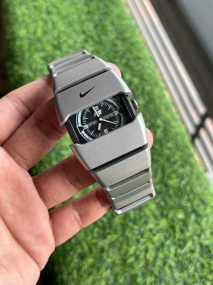 RC Nikee Chain Watch - Image 3