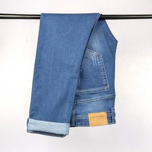 American Eagle Blue Jeans For Man