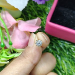 9-Stone Floral Nose Pin (With gift box)