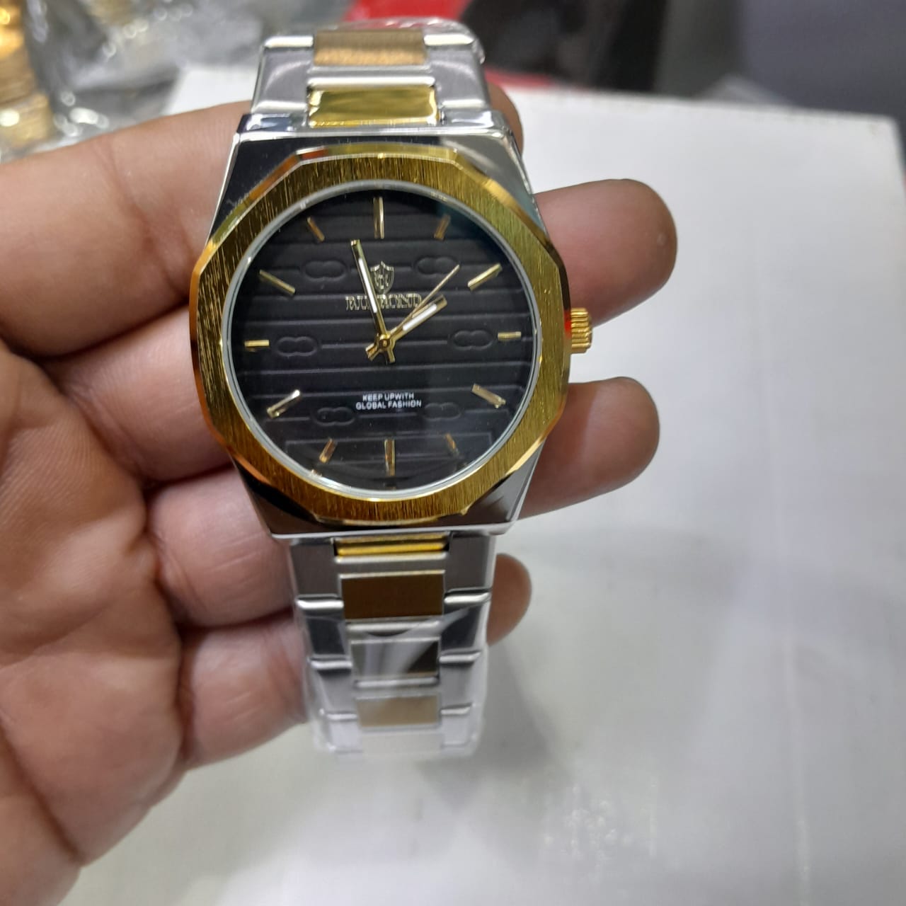 BINBOND 818 Stainless Steel Quartz Fashionable Premium Watch - Image 3