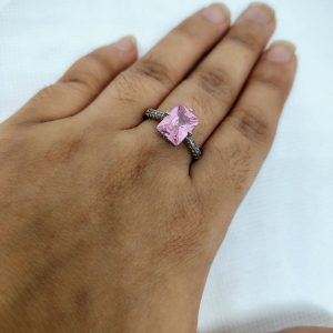 Chowtushkoni Dyuti Women's Ring