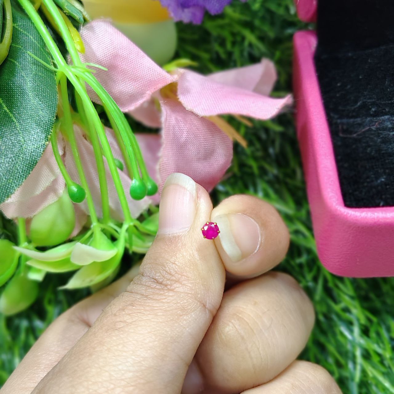 tiny crystal Circel Nose pin For Women ( Sigle pcs) - Image 5