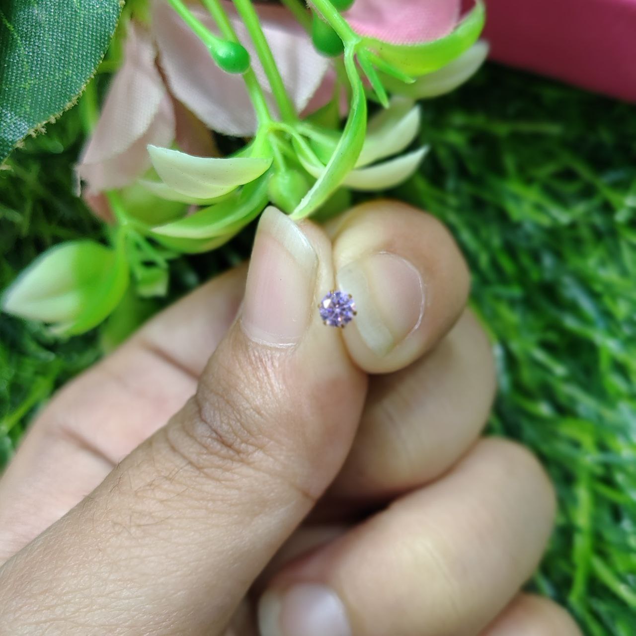 tiny crystal Circel Nose pin For Women ( Sigle pcs) - Image 3